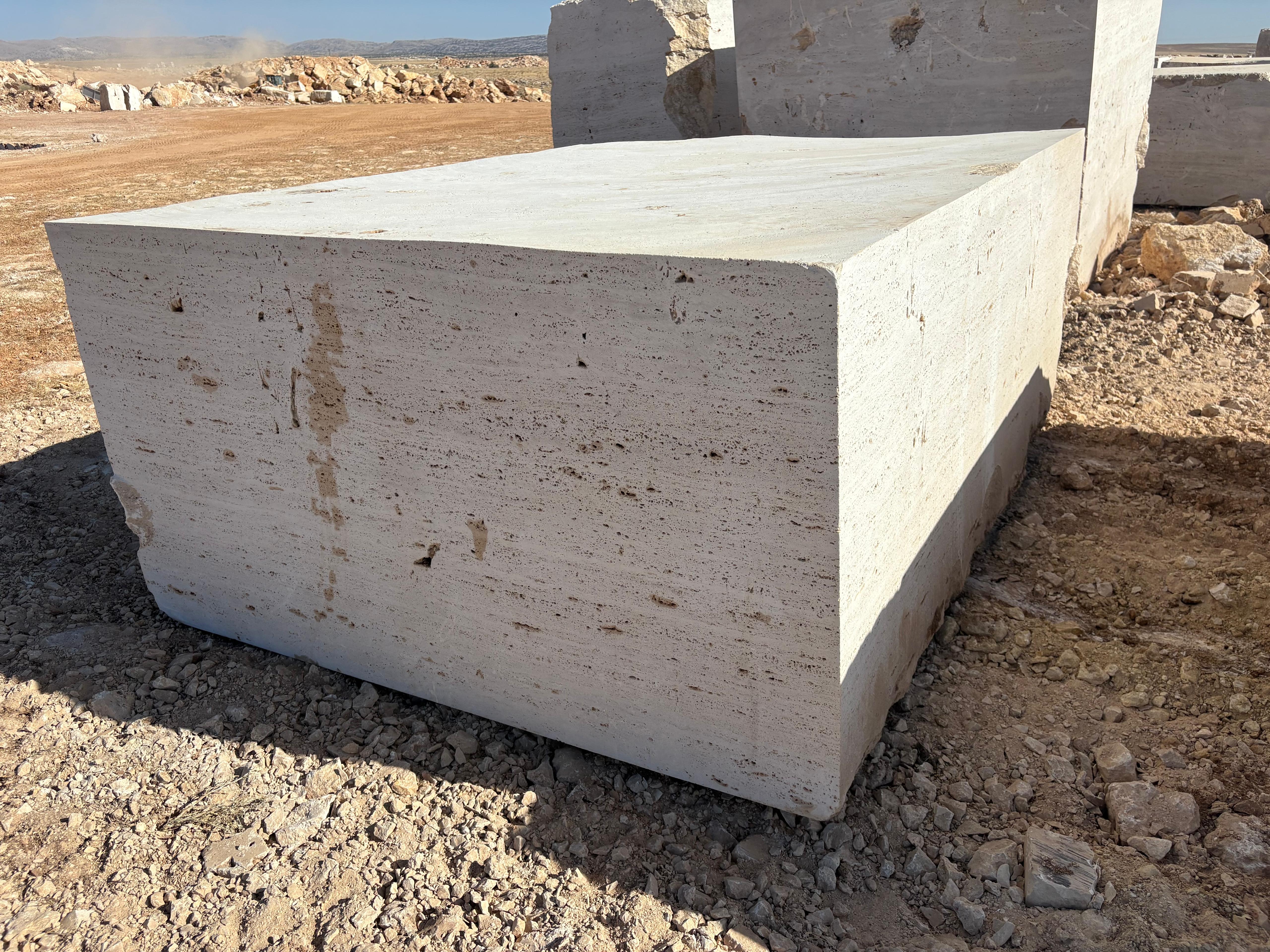 Traverten Taş Temizliği ve Cilalama İşlemi